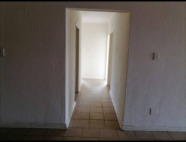 2 BEDROOM PROPERTY TO RENT IN BRENTHURST